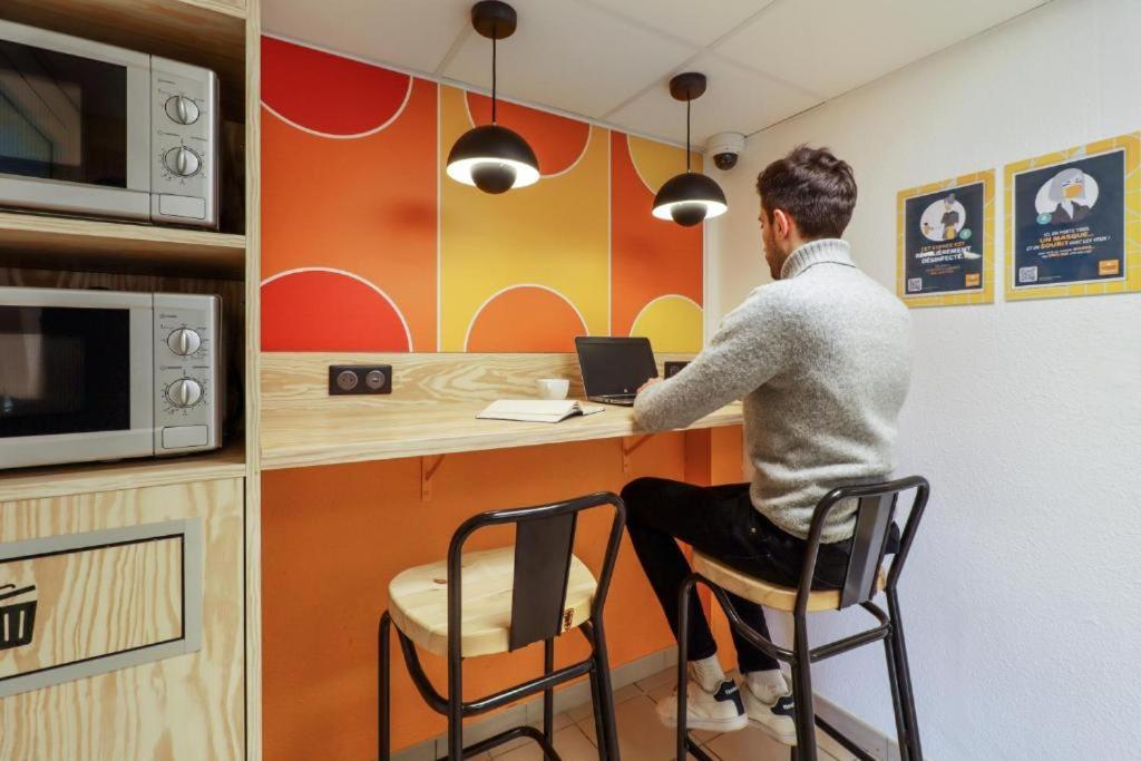Eiffel Citea Access Dayroom Espace Paris Sans Nuitee Et Chambre Partagee Chatillon Nuitee -- Repos Journee Ou Espace Travail 8-19H Proche Tour Eiffel Ou Usage Bureau A L'Heure En Journee -- Nuitee Chatillon Avenue 파리 외부 사진